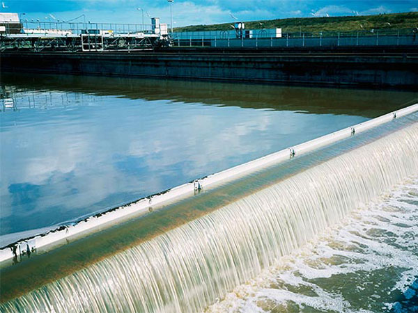 ����þۺ��������������մɵ�Ʒ�ˮ?